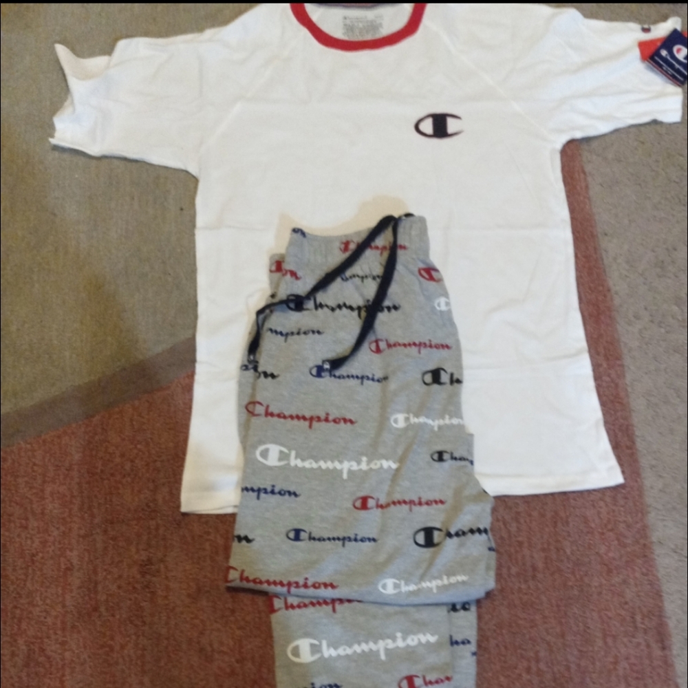 New Champion Loungwear Set